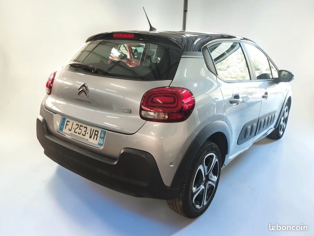 Citroën C3 1.2 THP 110 SHINE BUSINESS 5P (image 2)