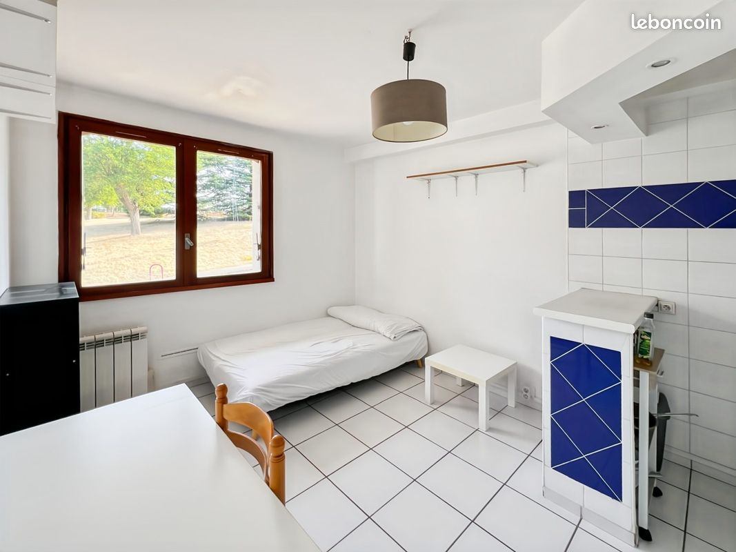 Appartement 1 pièce 14 m² (image 1)