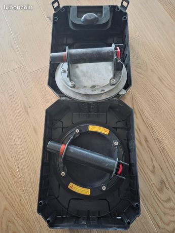Deux Ventouses Pour Carrelage - Occasion, En Bon état De Fonctionnement