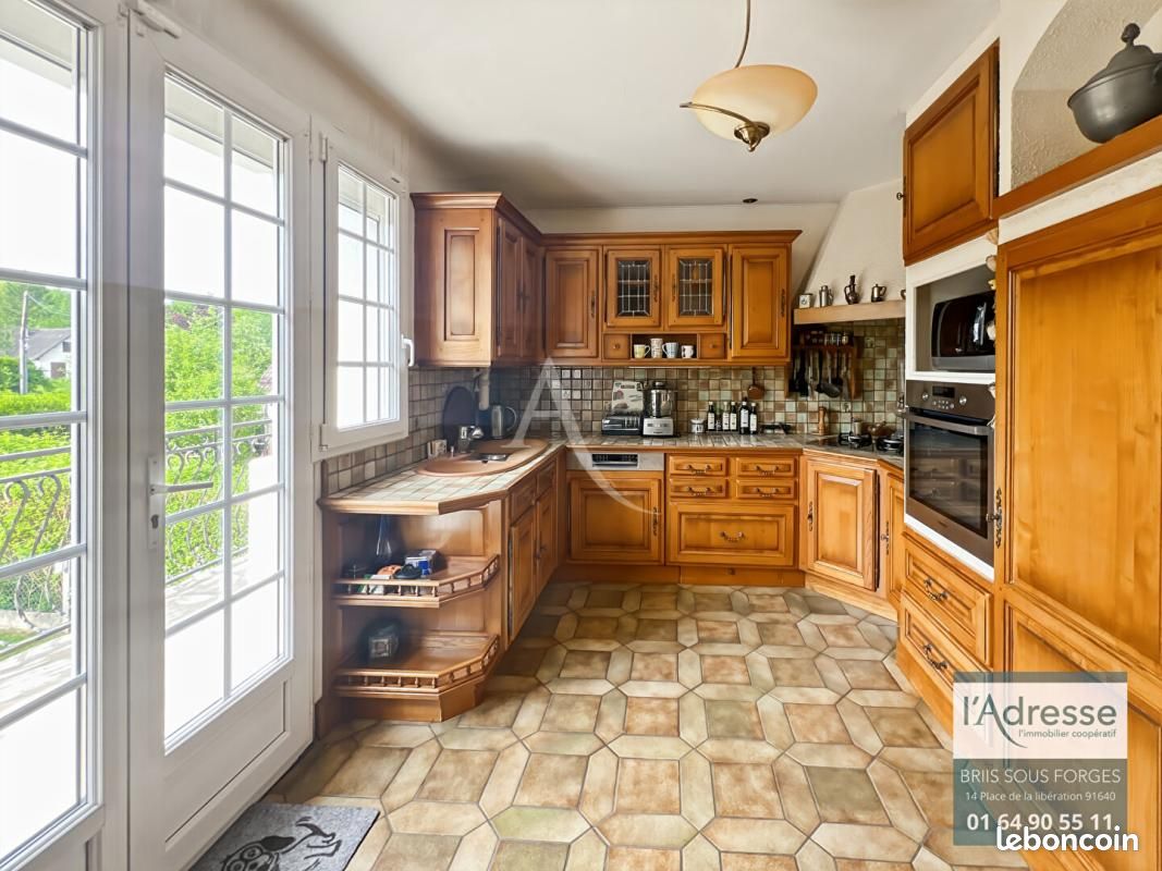 Maison 9 pièces 230 m² (image 5)