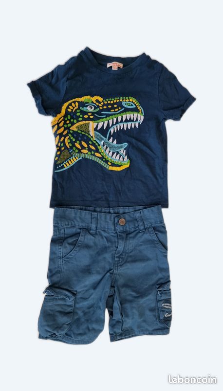 Magnifique ensemble T-shirt / bermuda (4 ans) (image 1)