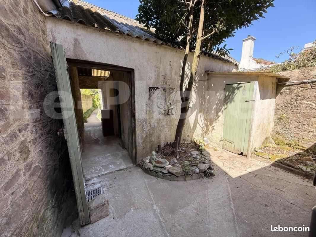 Maison 6 pièces 110 m² · à La Hague · 110 m² · 190 800 €