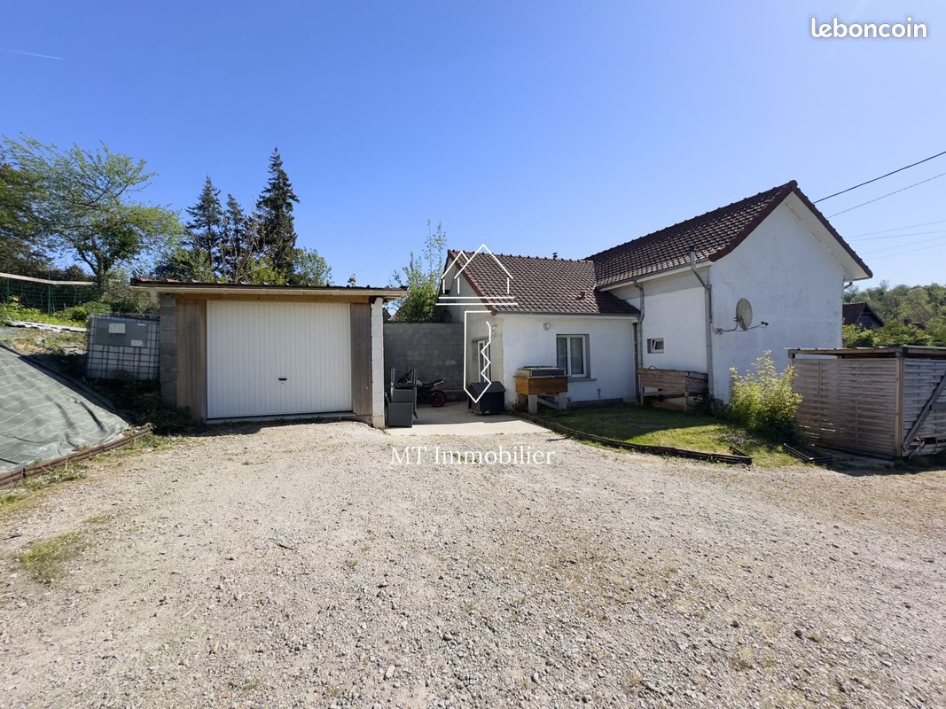 Maison 4 pièces 107 m² · à Embry · 107 m² · 154 000 €