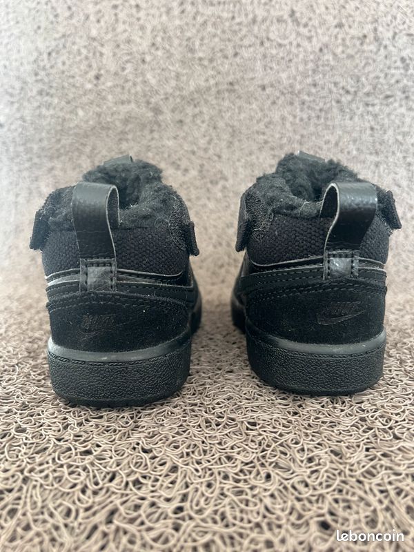 Baskets pour enfants Nike Court Borough Mid Winterized TD noir pointure 21 (image 4)