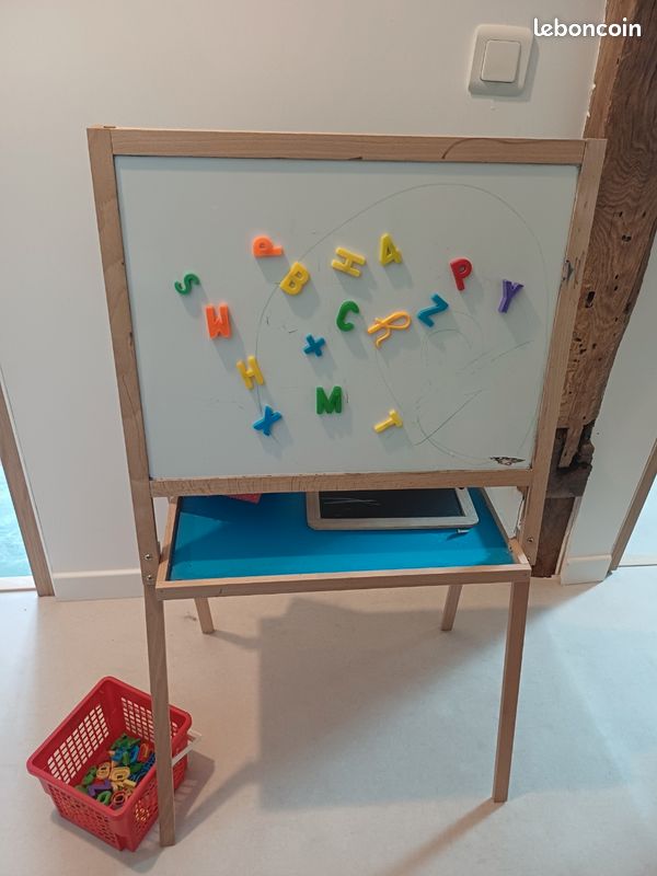 Tableau craies et feutres enfant (image 2)