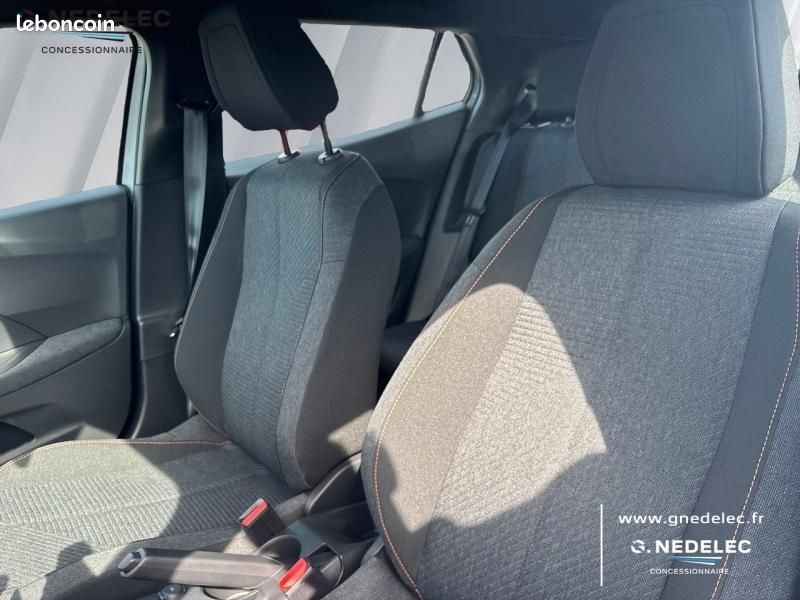 Peugeot 2008 1.2 Hybrid 145ch Style e-DCS6 (image 8)