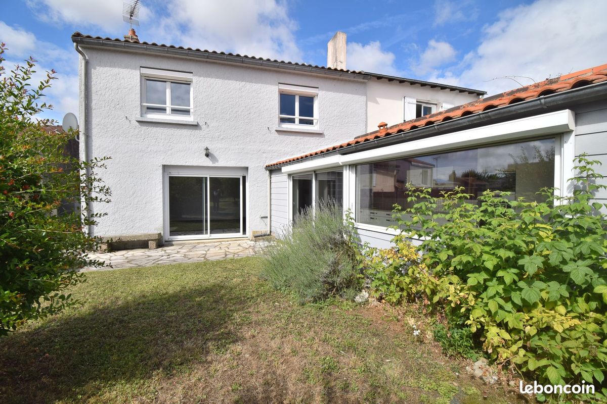 Maison 6 pièces 126 m² · à Saint-Philbert-de-Bouaine · 126 m² · 227 500 €