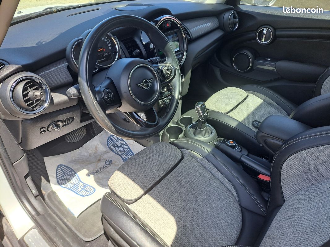 Mini Cooper 5 portes Heddon Street (image 3)