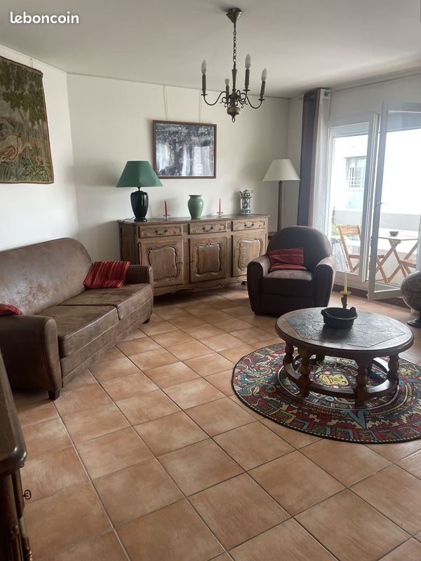 Appartement 2 pièces 53 m² · à Paris · 53 m² · 1 632 €