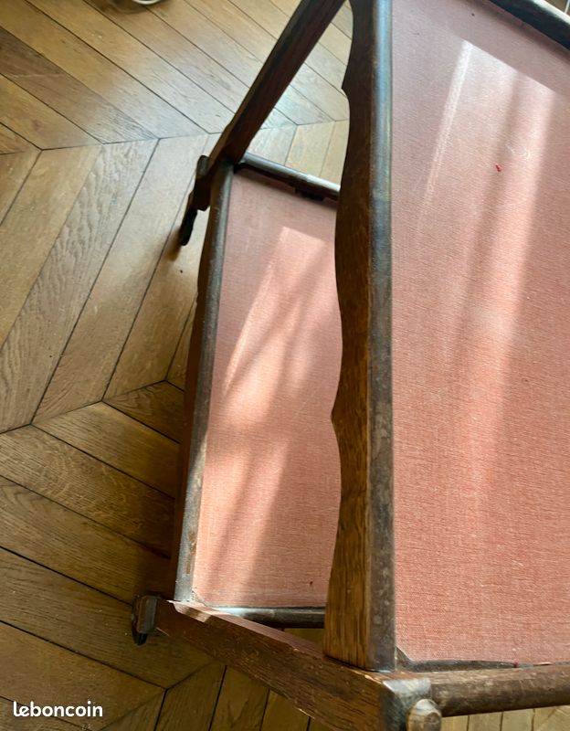 Desserte roulante ancienne avec plateau en bois (image 11)
