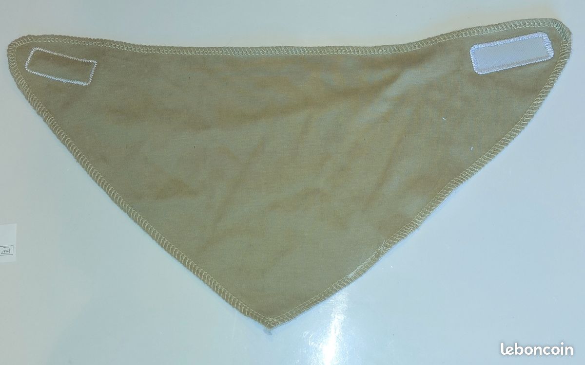 Bavoirs bandanas à rayures et kaki (image 2)