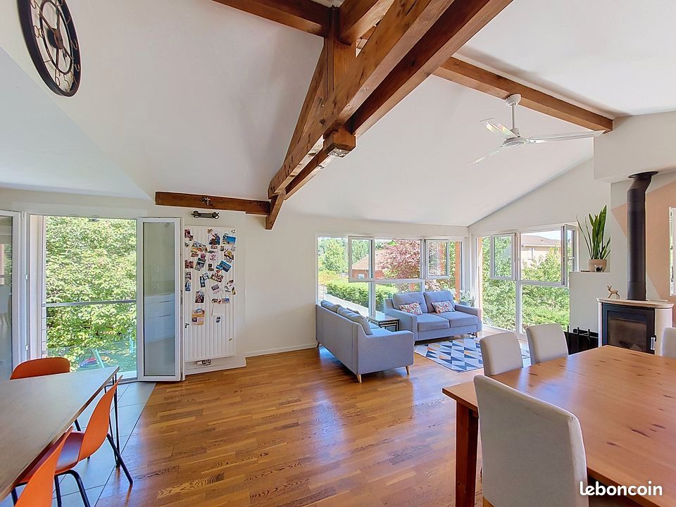 Maison 6 pièces 154 m² · à Couzon-au-Mont-d'Or · 154 m² · 530 000 €