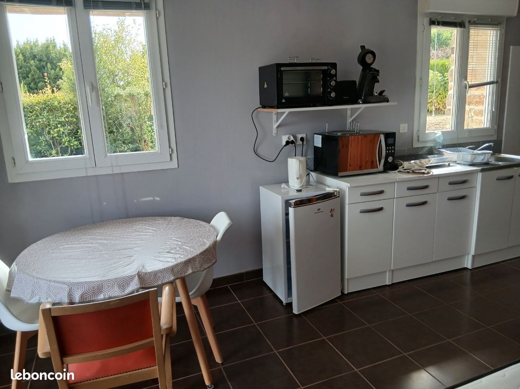 Appartement 1 pièce 27 m² · à Vire Normandie · 27 m² · 375 €