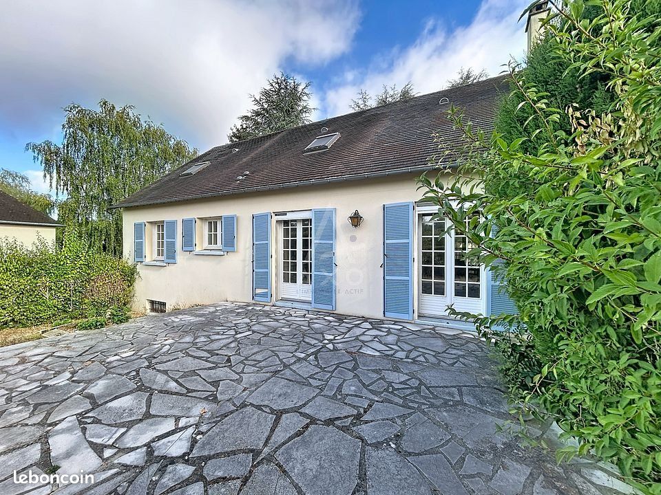 Pavillon 6 pièces 137 m² (image 1)