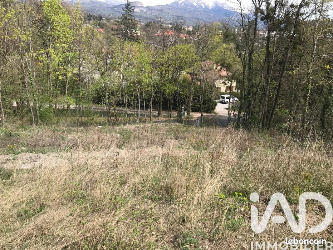 Terrain 847 m² · à Gap · 847 m² · 141 240 €