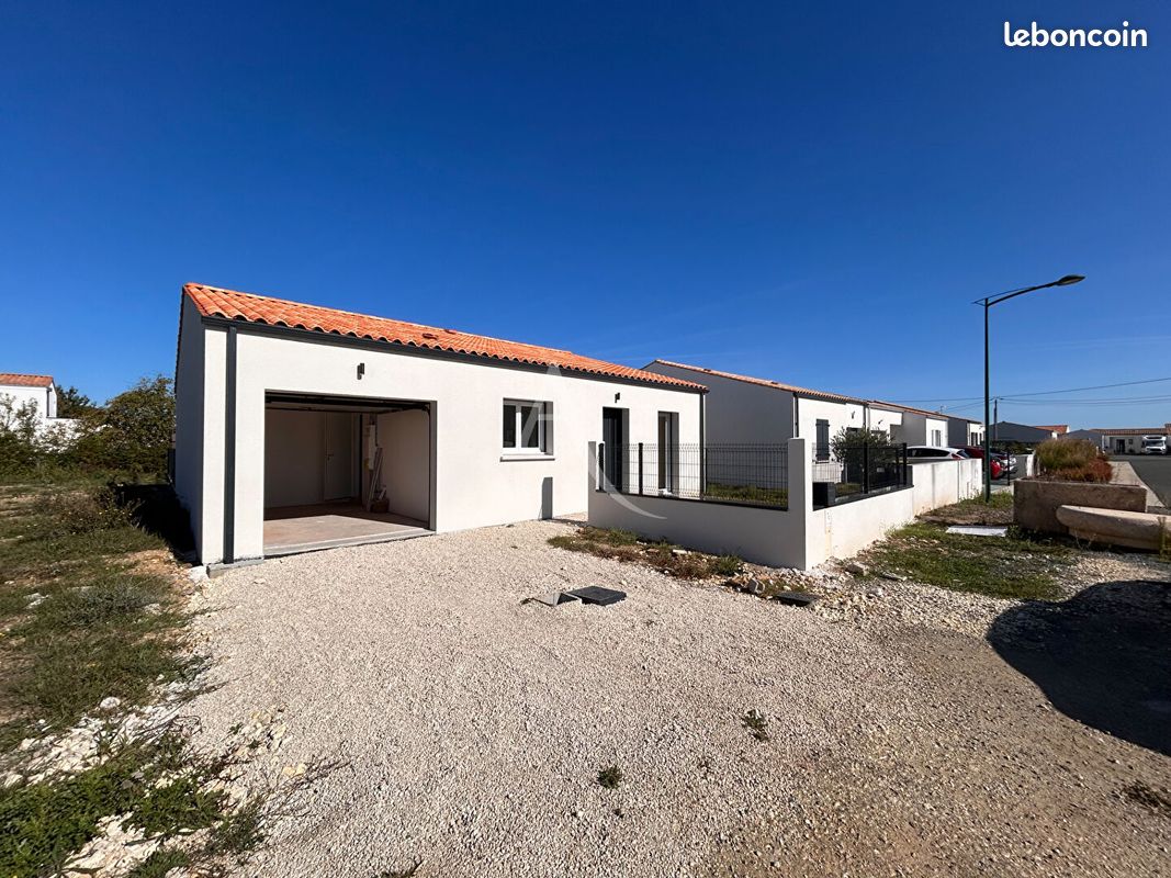 Maison 5 pièces 93 m² · à Saint-Augustin · 93 m² · 1 250 €/mois