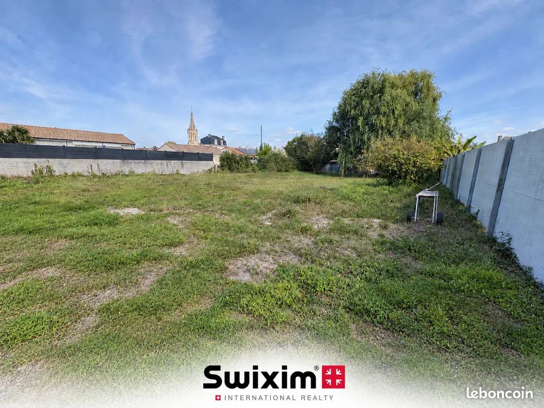 Terrain 1142 m² · à Cussac-Fort-Médoc · 1 142 m² · 75 000 €