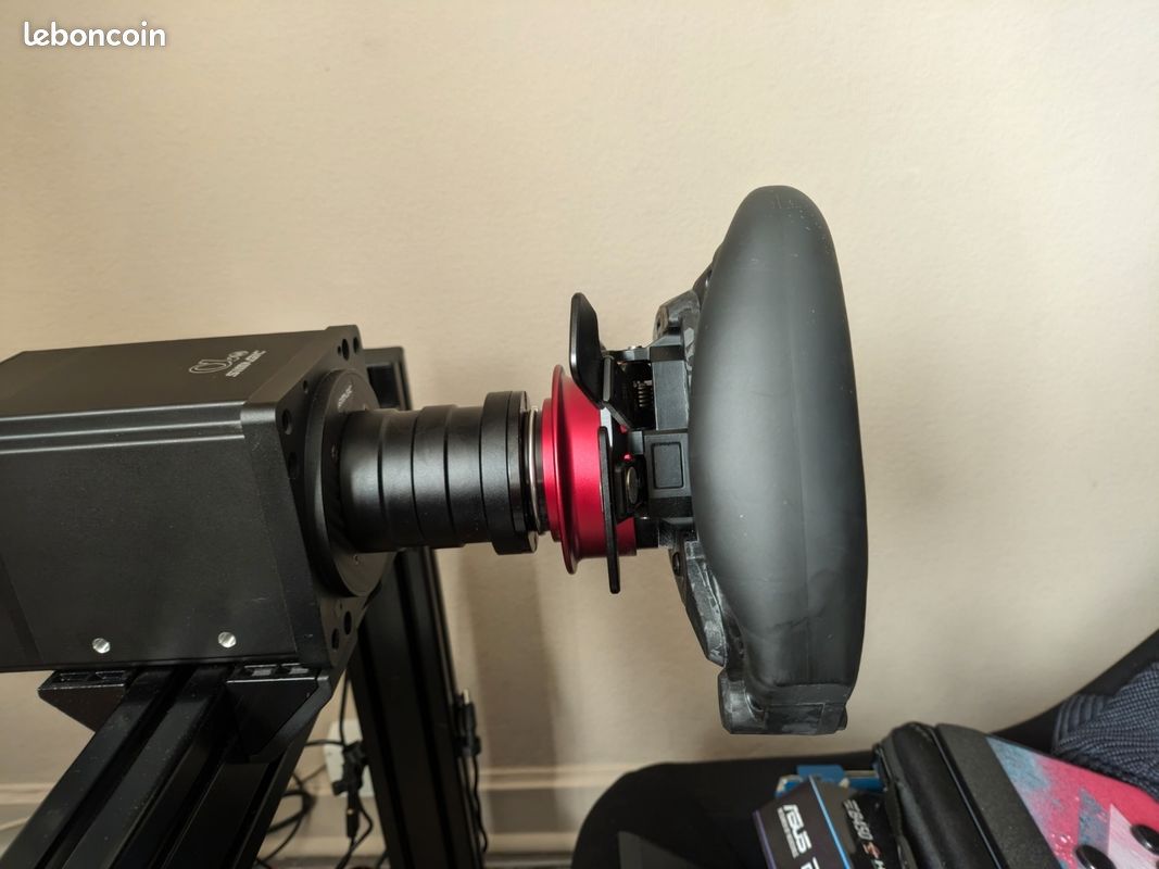 Simagic GT Neo (image 4)