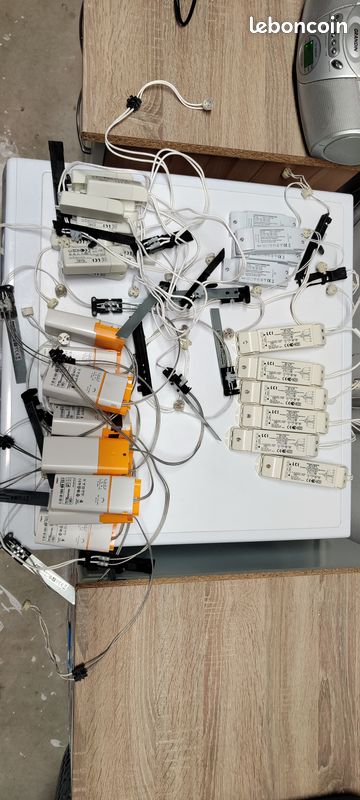 Lot transformateurs + ampoules (image 2)