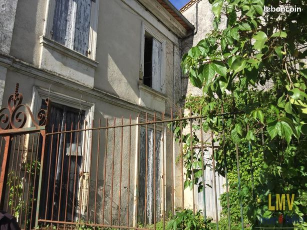 Maison 6 pièces 330 m²