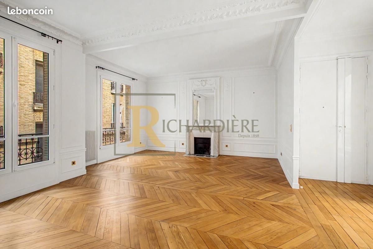 Appartement 4 pièces 100 m² · à Paris · 100 m² · 1 090 000 €