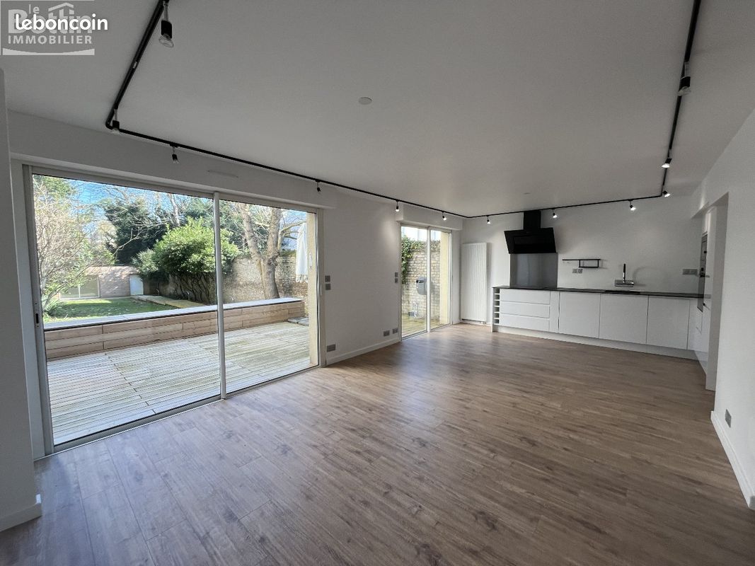 Maison 5 pièces 143 m² · à Amiens · 143 m² · 468 000 €