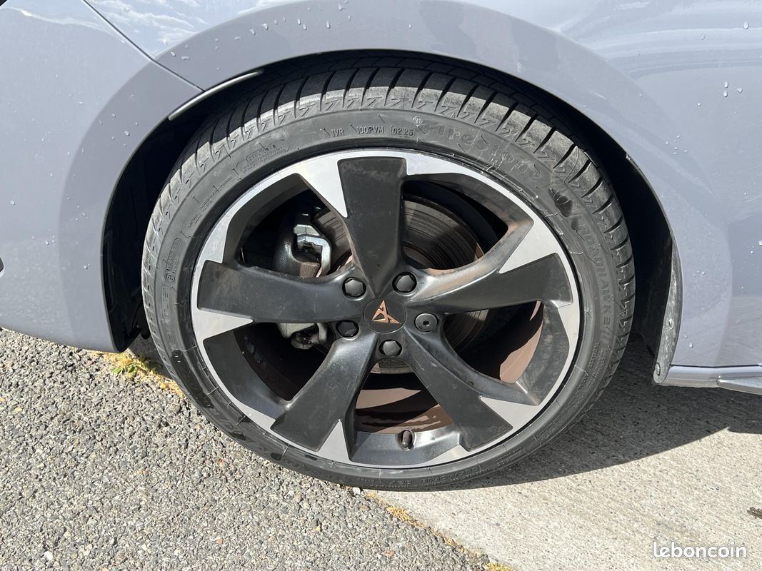CUPRA Leon 1.5 eTSI Hybrid 150 ch DSG7 V (image 6)