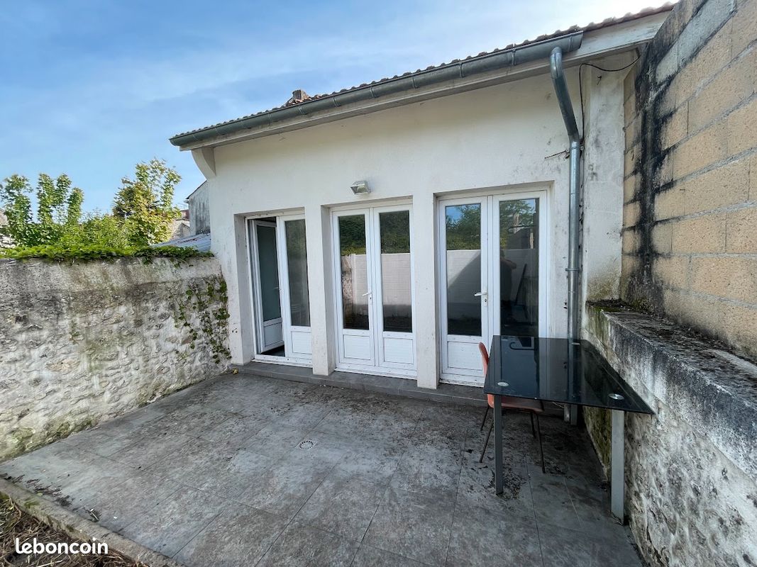 Appartement 2 pièces 33 m² · à Étampes · 33 m² · 120 000 €