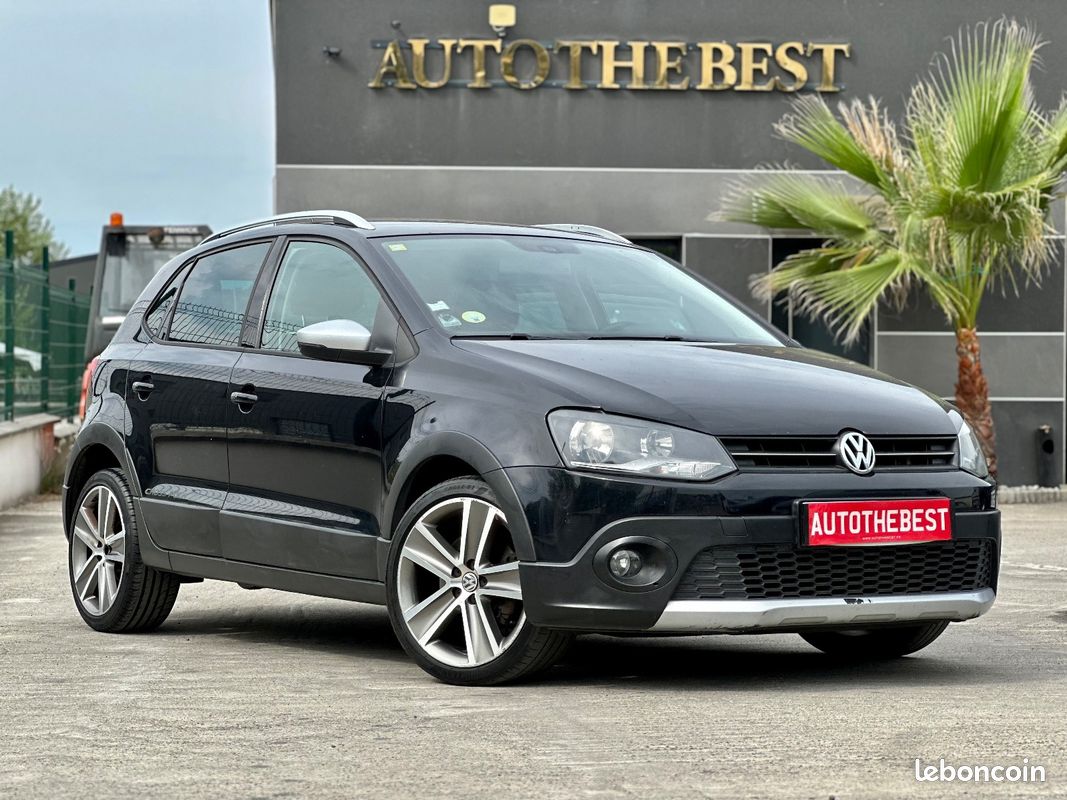 wrapping vw polo 2025 in isle of man green : r/Cartalk, image size:1067x800