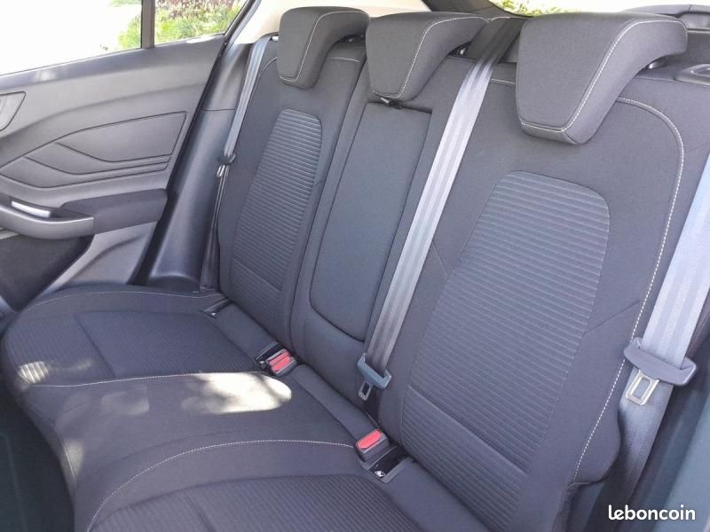 Ford Focus 1.0 EcoBoost mHEV 125ch Titanium X Business (image 8)