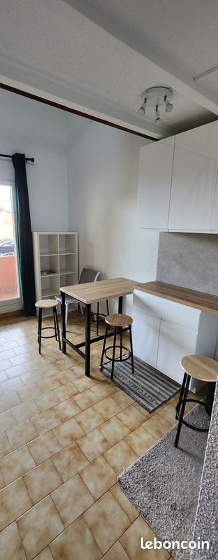 Appartement 1 pièce 20 m² · à Sanary-sur-Mer · 20 m² · 650 €/mois
