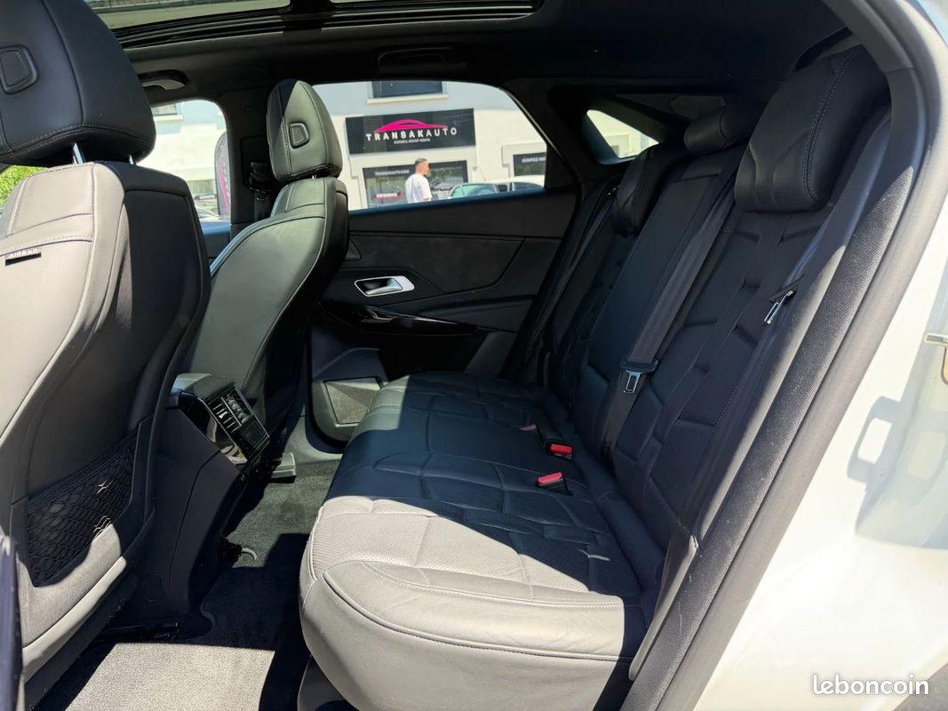 DS DS7 CROSSBACK BlueHDi 180 EAT8 Grand Chic OPERA - SUIVI COMPLET - ATTELAGE - TOIT OUVRANT - CAMERA 360 (image 22)