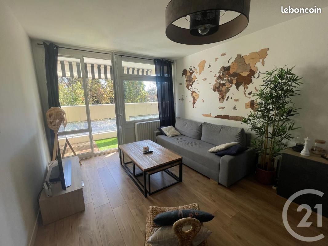 Appartement 2 pièces 46 m² · à Oullins-Pierre-Bénite · 46 m² · 900 €/mois
