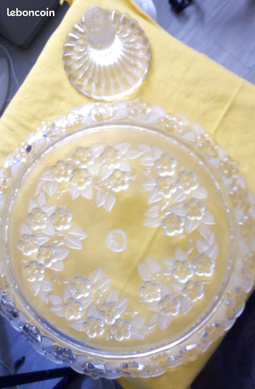 Plateau de présentation en verre taillé ancien (image 2)