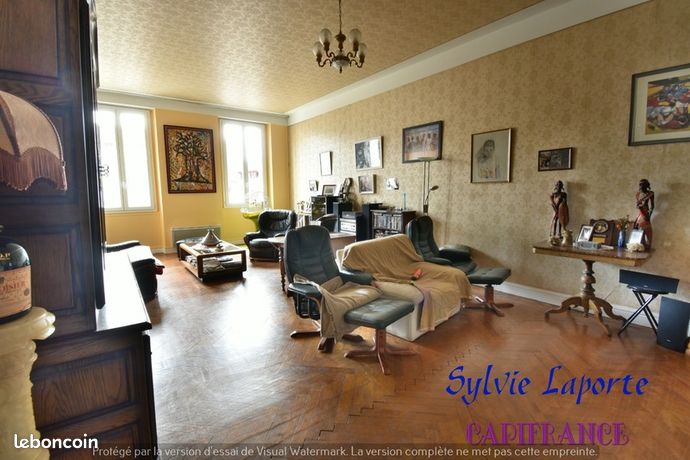 Appartement 11 pièces 256 m²