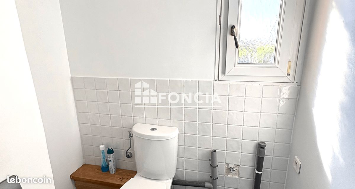 Apartment (image 4)