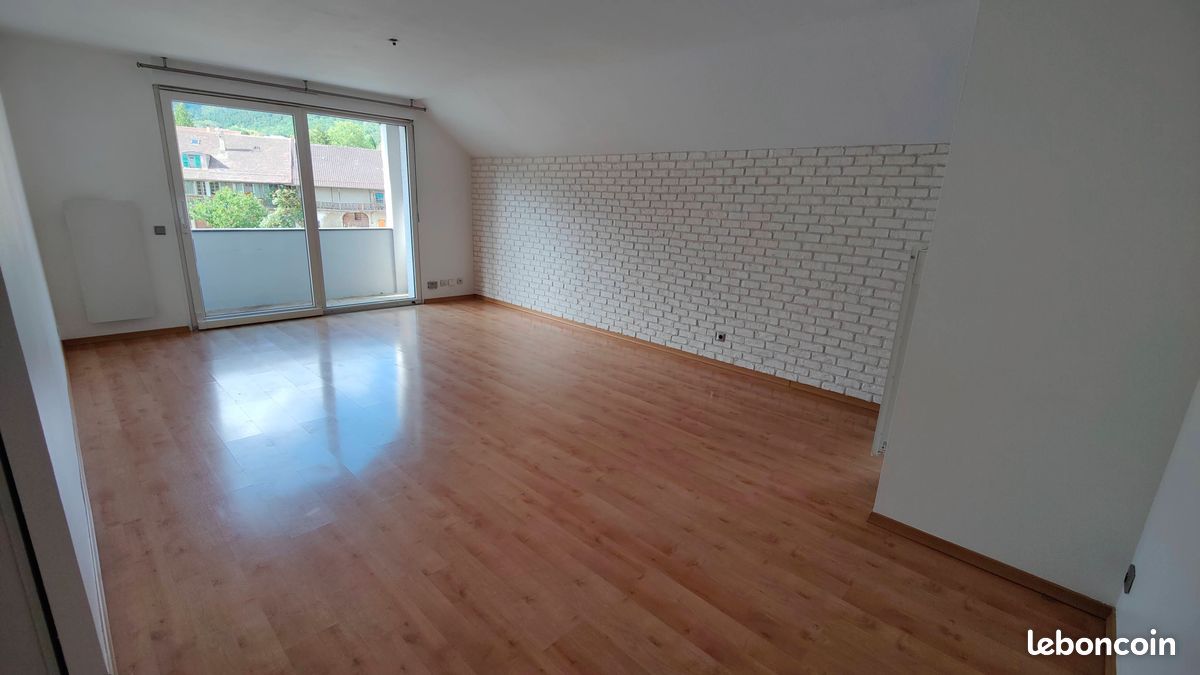 Appartement 3 pièces 56 m² · à Gex · 56 m² · 1 325 €/mois