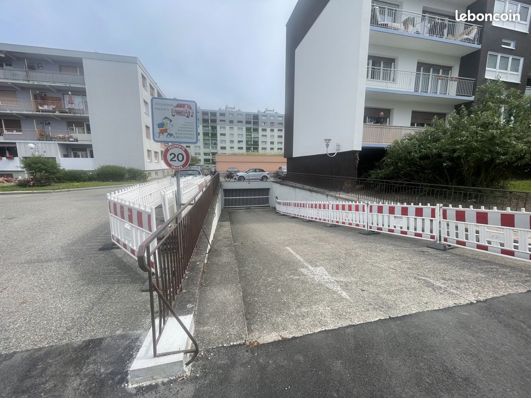 Parking/box Strasbourg · 70 €