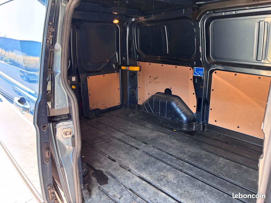 Ford transit custom Trail limited 170cv (image 8)