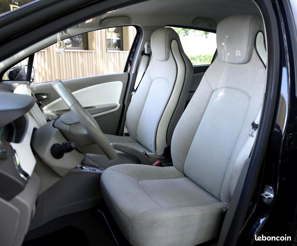 RENAULT ZOE R90 - 92ch - Finition Zen - Batterie en Location SOH 94% - Garantie 12 Mois (image 7)