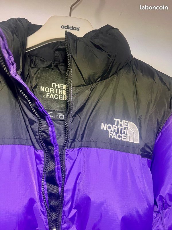 Veste The North Face Nuptse 700 violette – taille L Vêtements