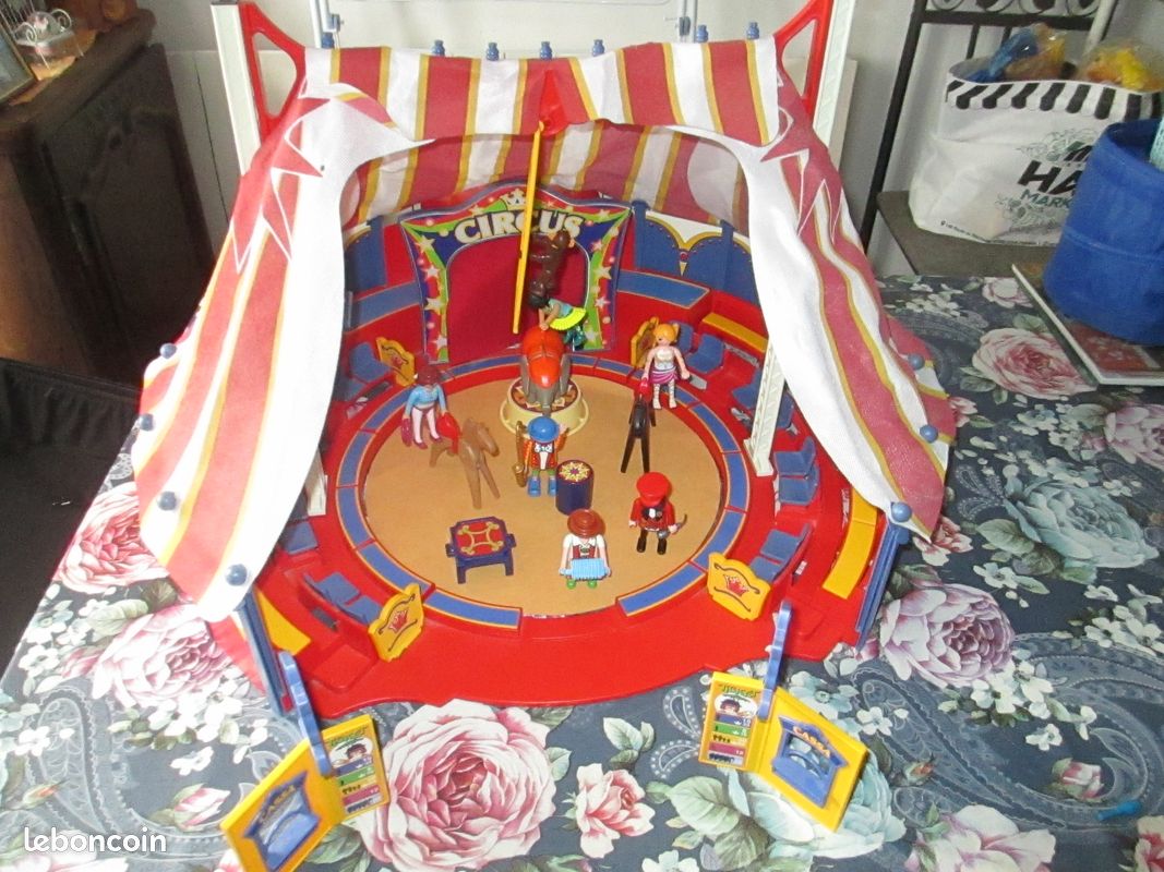 Gros lot playmobil tout themes vrac entre 75 et 80 Kg (image 2)