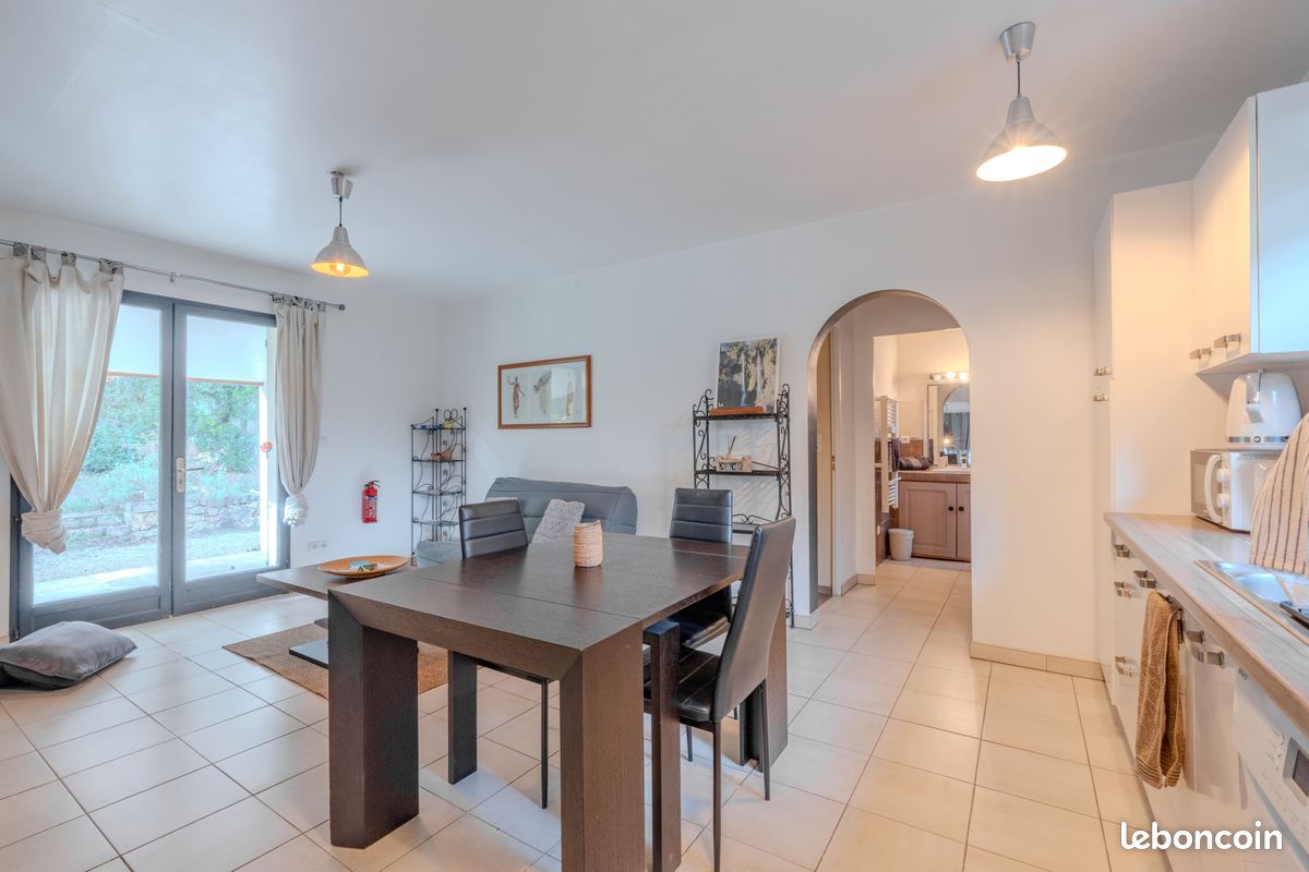 Maison 11 pièces 236 m² (image 9)