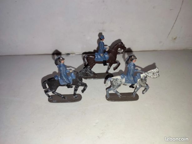 Soldat CBG MIGNOT - Premier empire - Cavalier 154 - Officier à cheval