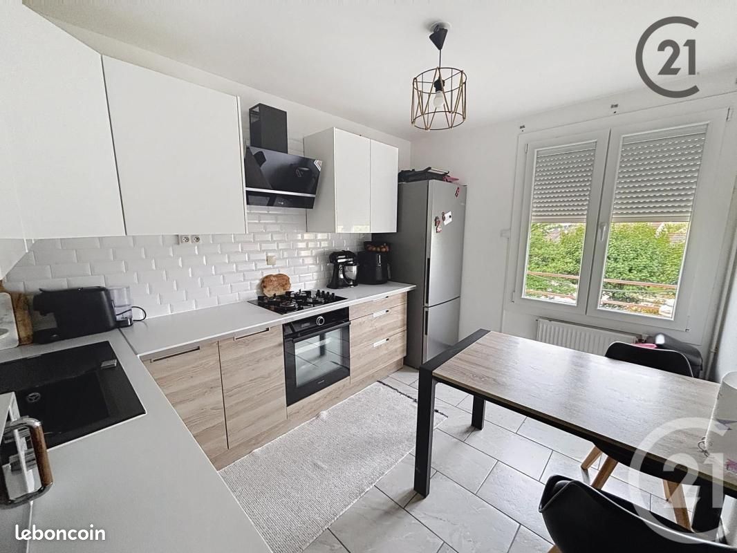 Appartement 5 pièces 95 m² · à Migennes · 95 m² · 105 000 €