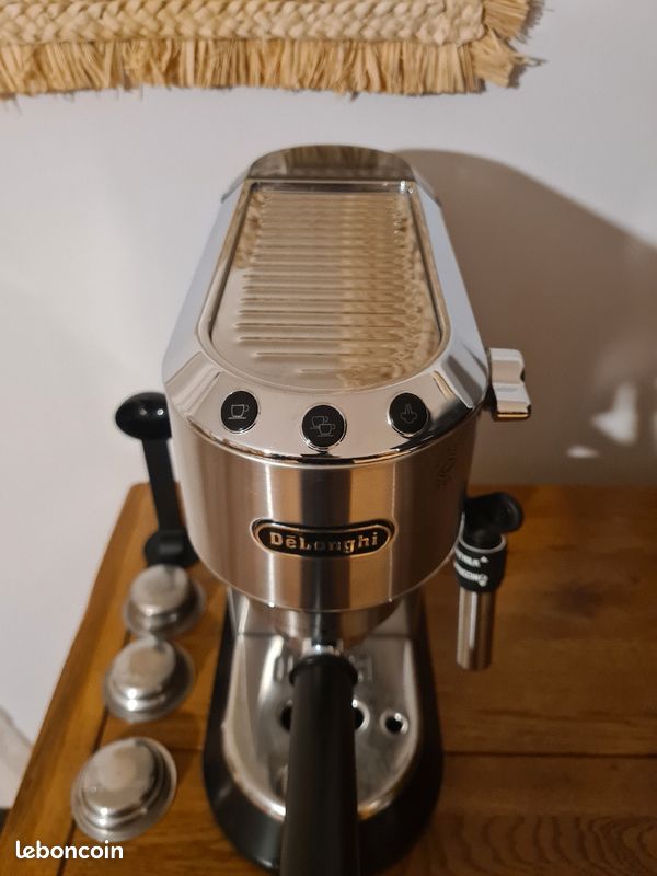 Machine à café Delonghi dedica (image 2)
