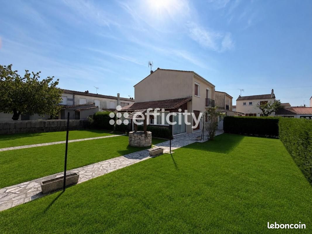Maison 5 pièces 90 m² · à Saint-Michel · 90 m² · 153 000 €