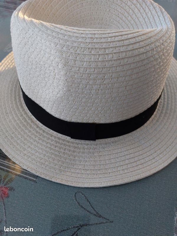 Chapeau (image 2)