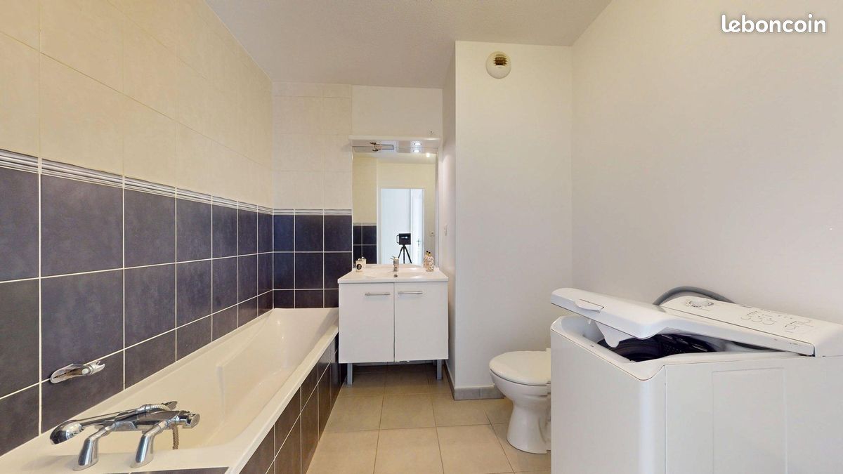 Appartement 2 pièces 44 m² · à Vénissieux · 44 m² · 850 €/mois