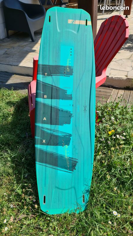 Planche Kite F-One Trax HRD Lite Tech 137 x 42 2019 (image 1)